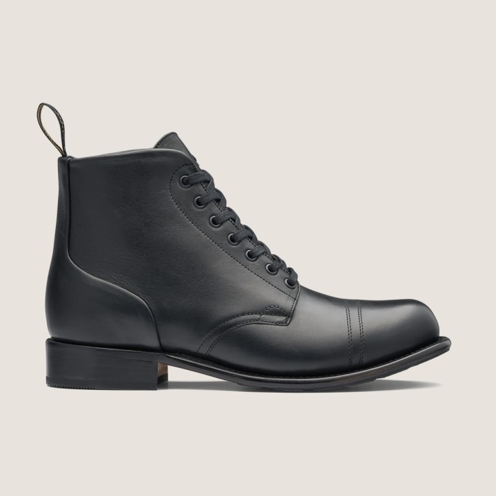 حذاء تراث رجالي برباط أسود Blundstone