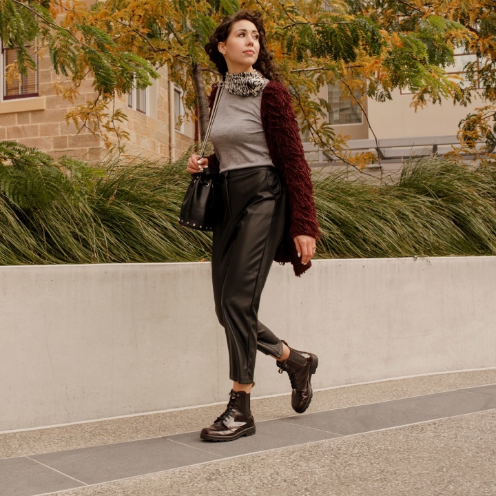 أحذية نسائية أصلية برباط بوردو فرشاة بلوندستون