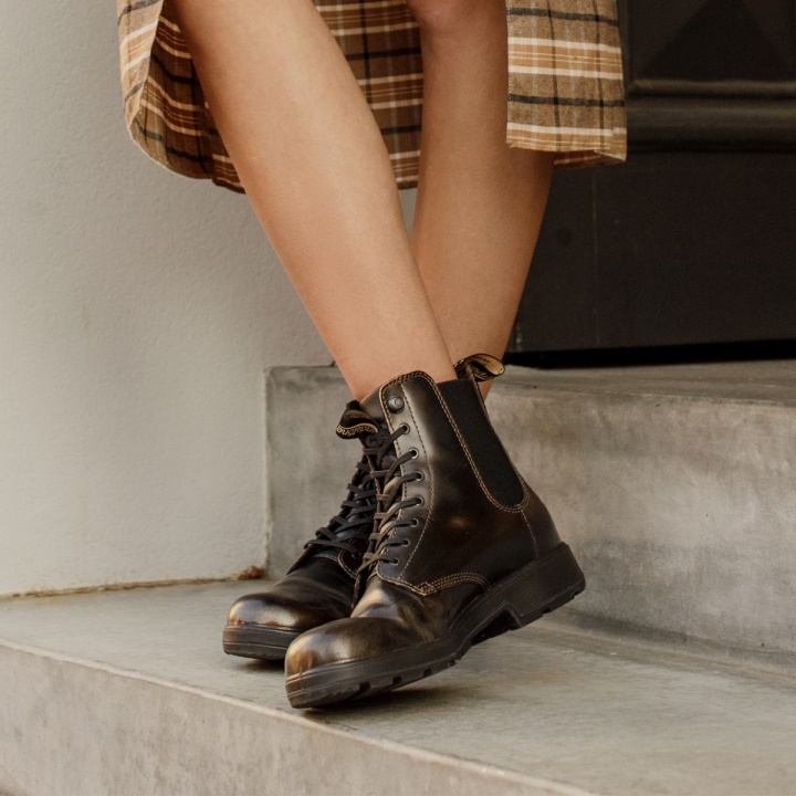 Blundstone المرأة الأصلية الدانتيل يصل فرشاة الأحذية الذهبية